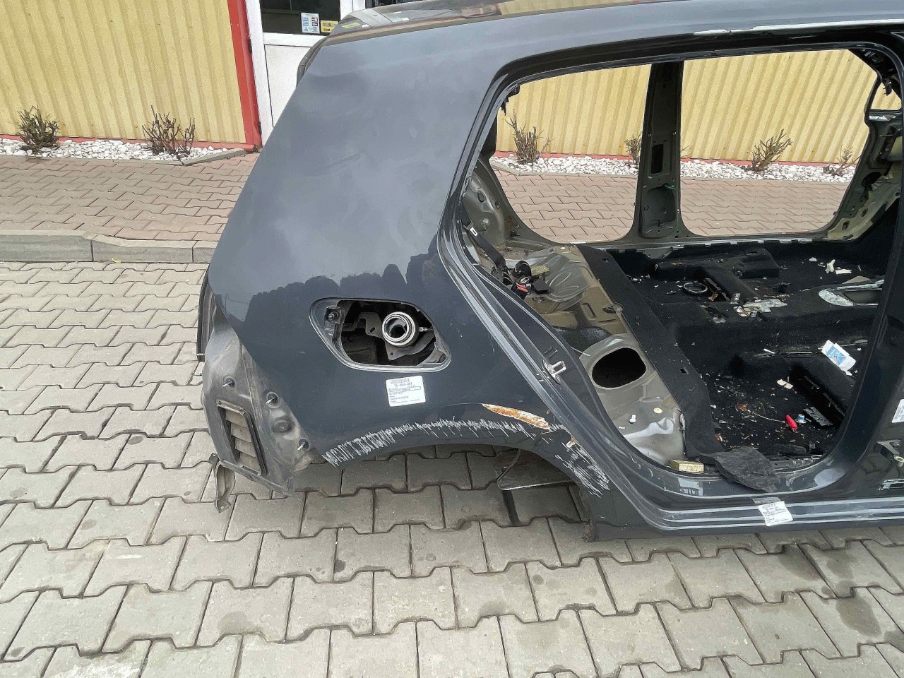 ARIPA SPATE DREAPTA VW GOLF VII - - (2012 2016)