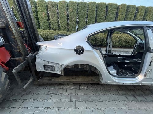 ARIPA SPATE DREAPTA VW PASSAT CC - - (2012 2016)