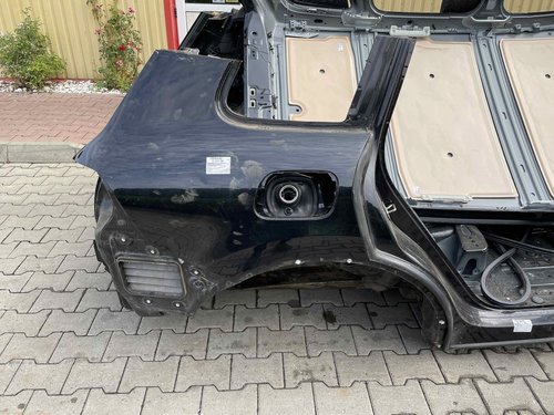 ARIPA SPATE DREAPTA VW TOUAREG - - (2010 2018)