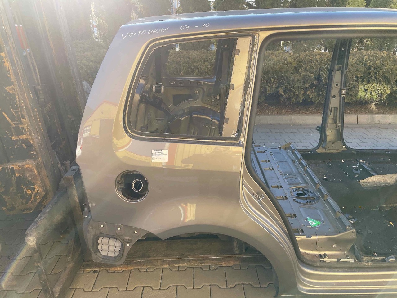 ARIPA SPATE DREAPTA VW TOURAN TOURAN - - (2007 2010)