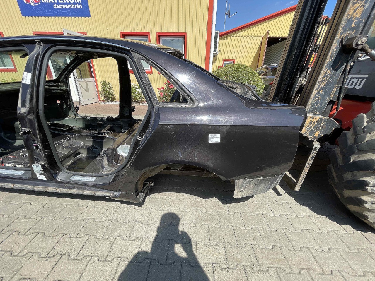 ARIPA SPATE STANGA AUDI A4 - - (2004 2007)