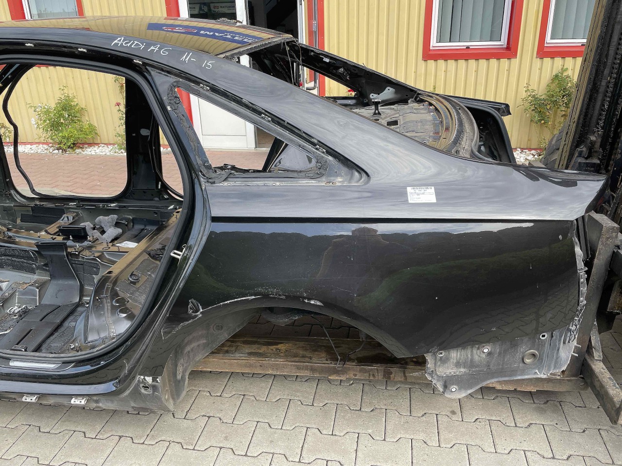 ARIPA SPATE STANGA AUDI A6 - - (2011 2015)