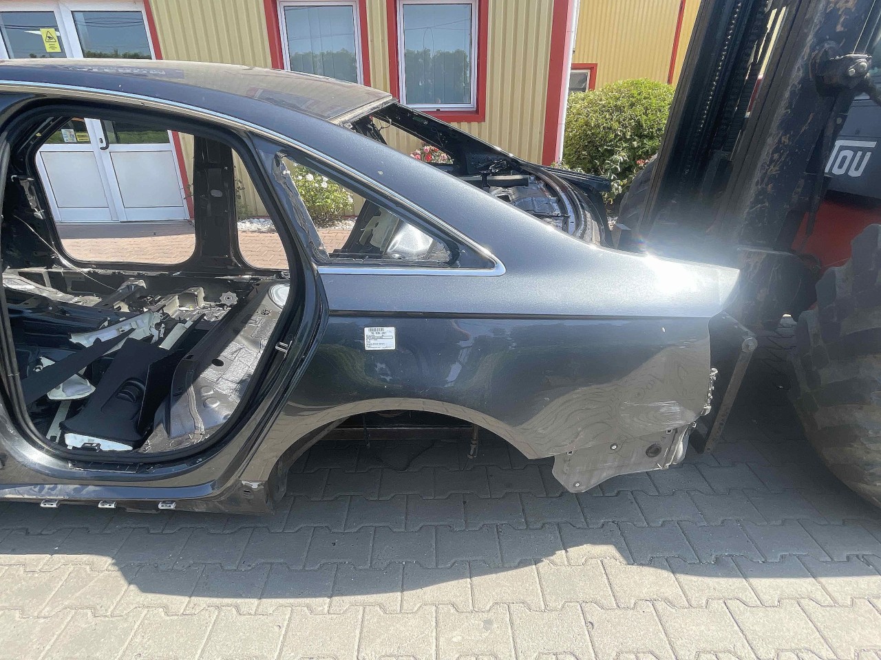 ARIPA SPATE STANGA AUDI A6 - - (2011 2015)