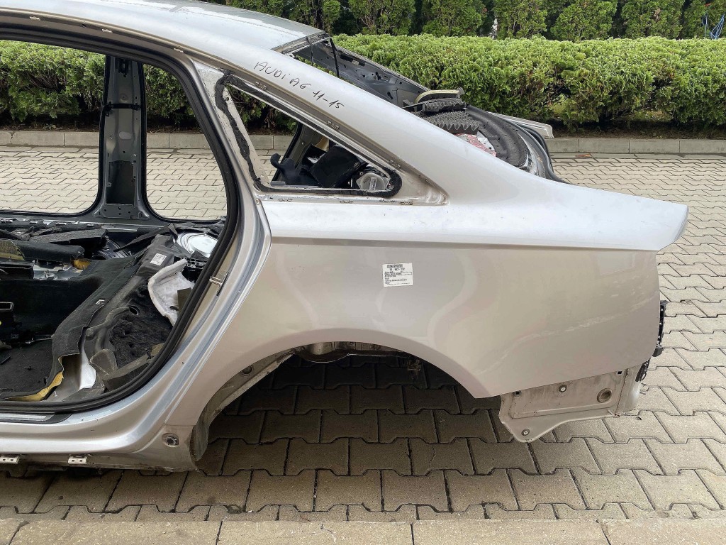 ARIPA SPATE STANGA AUDI A6 - - (2015 2018)
