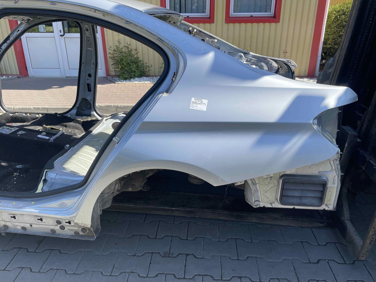 ARIPA SPATE STANGA BMW SERIA 3 F 30 - - (2011 2018)