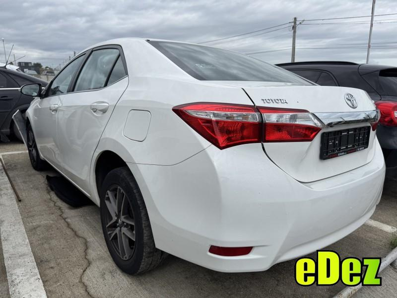 Aripa spate stanga culoare alba Toyota Corolla (2012-2018)