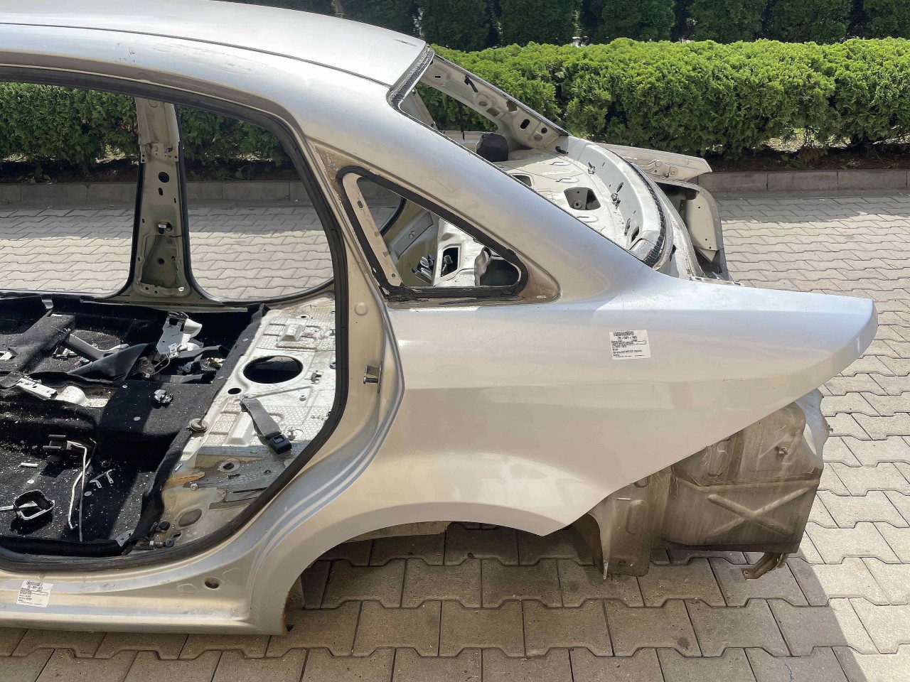 ARIPA SPATE STANGA FIAT LINEA LINEA - - (2007 2012)