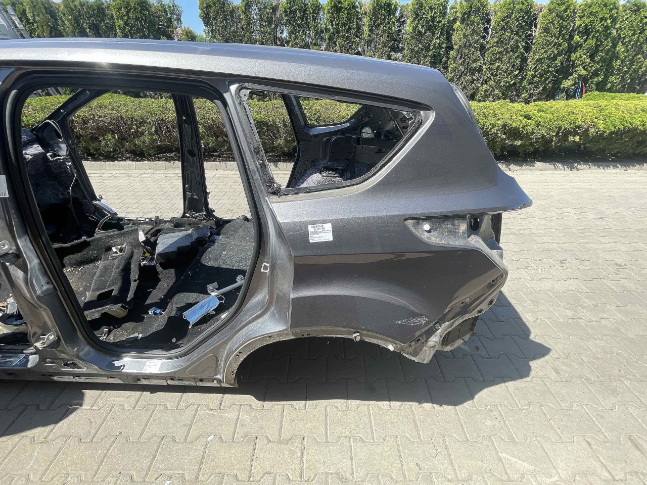 ARIPA SPATE STANGA FORD KUGA - - (2012 2019)