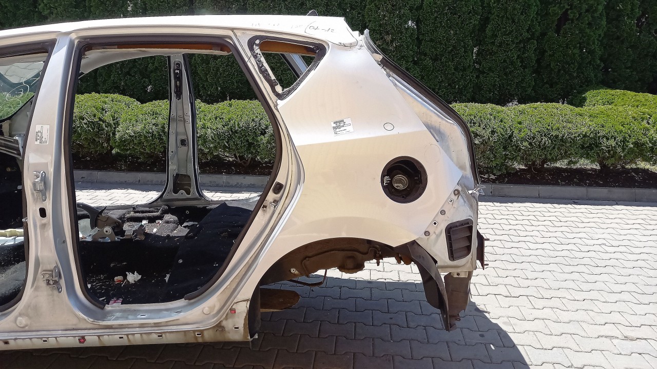 ARIPA SPATE STANGA HYUNDAI I 30 - - (2007 2012)