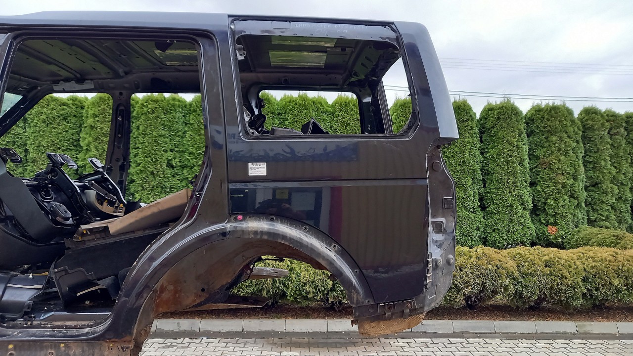 ARIPA SPATE STANGA LAND ROVER DISCOVERY DISCOVERY - - (2004 2009)