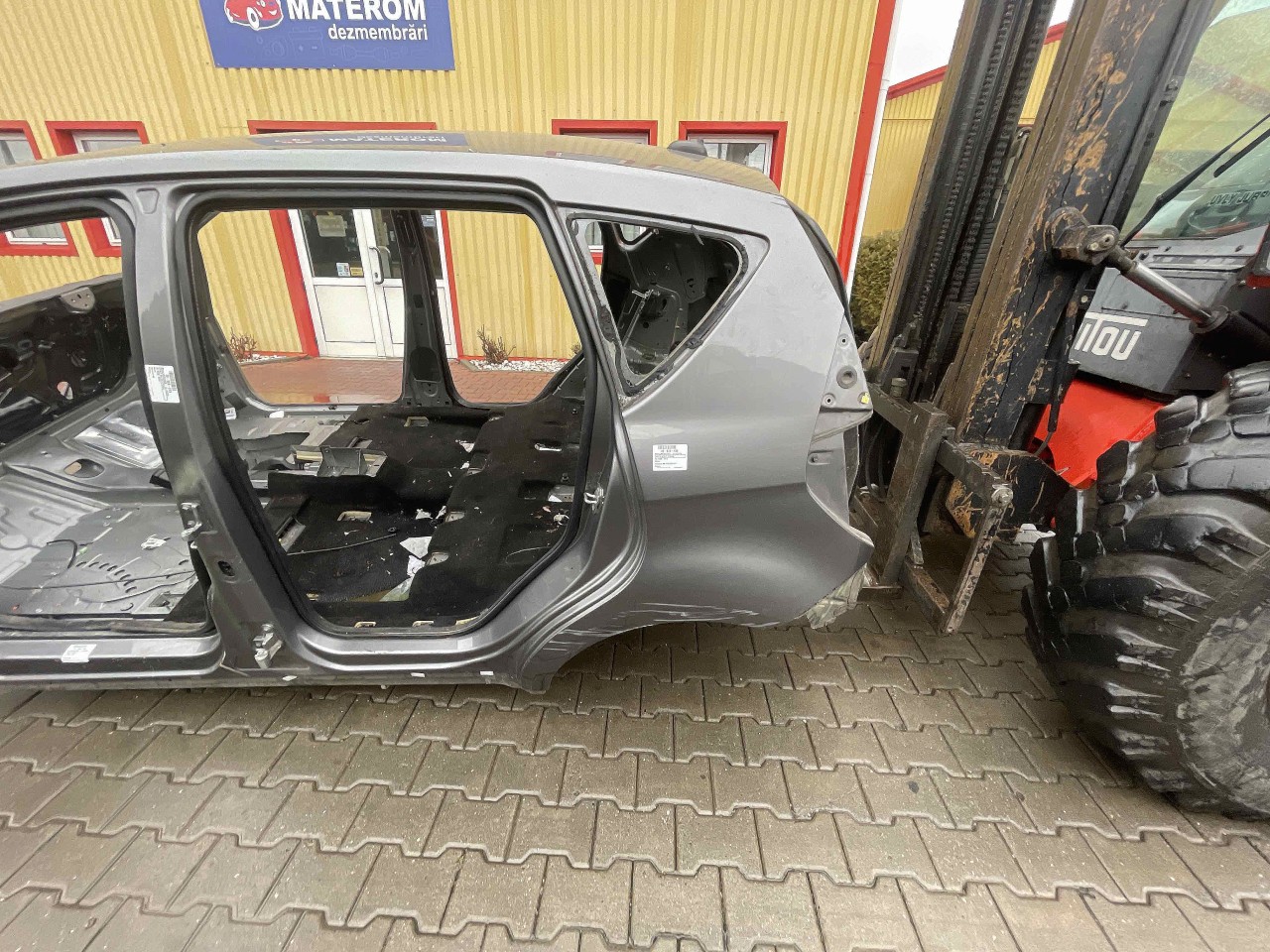 ARIPA SPATE STANGA MERCEDES A-CLASS A-CLASS - - (2008 2012)