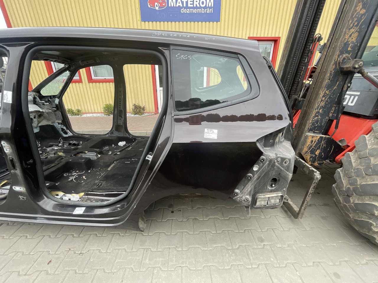 ARIPA SPATE STANGA OPEL ZAFIRA C ZAFIRA C - - (2011 2016)