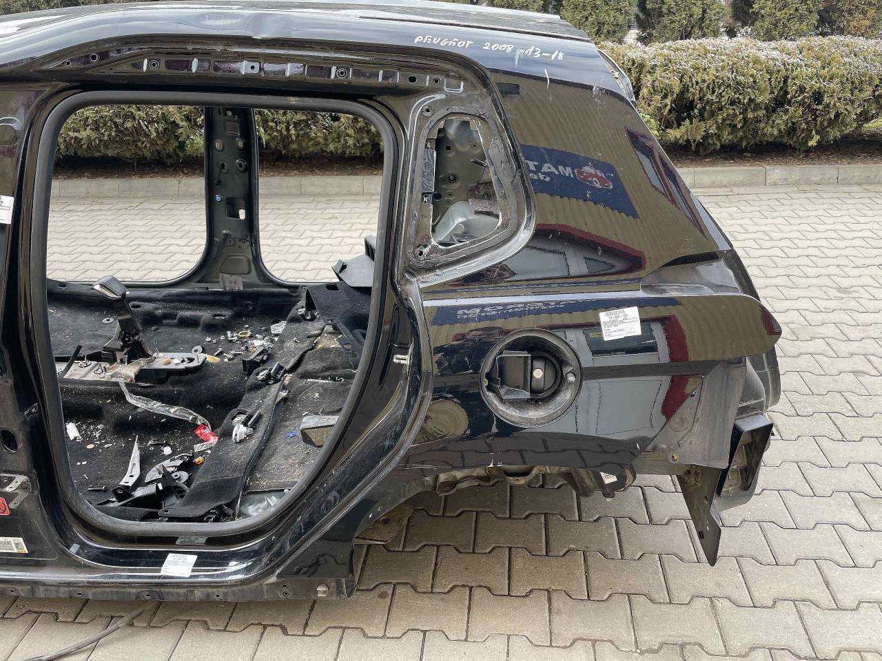 ARIPA SPATE STANGA PEUGEOT 2008 2008 - - (2013 2018)