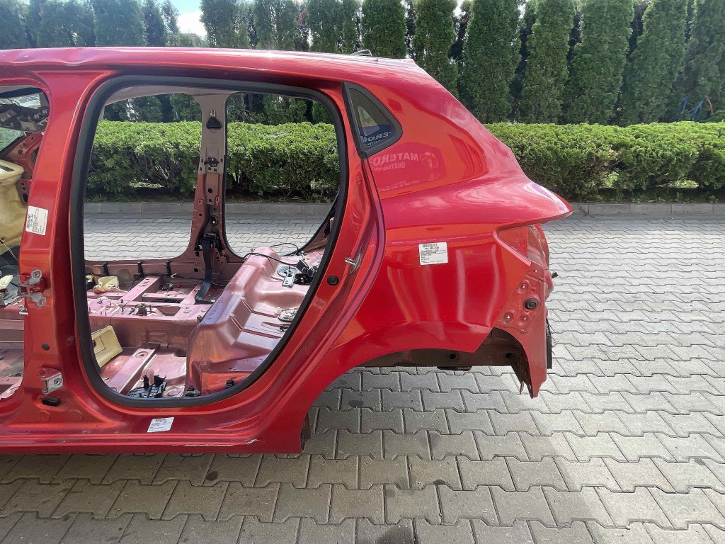 ARIPA SPATE STANGA RENAULT CLIO - - (2012 2016)