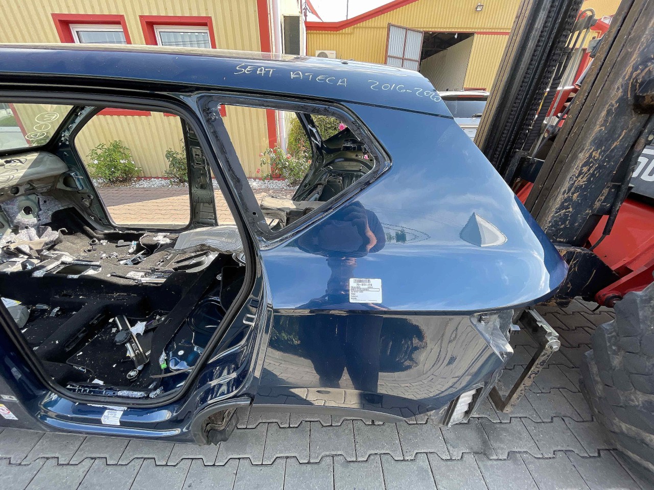 ARIPA SPATE STANGA SEAT ATECA - - (2016 2020)
