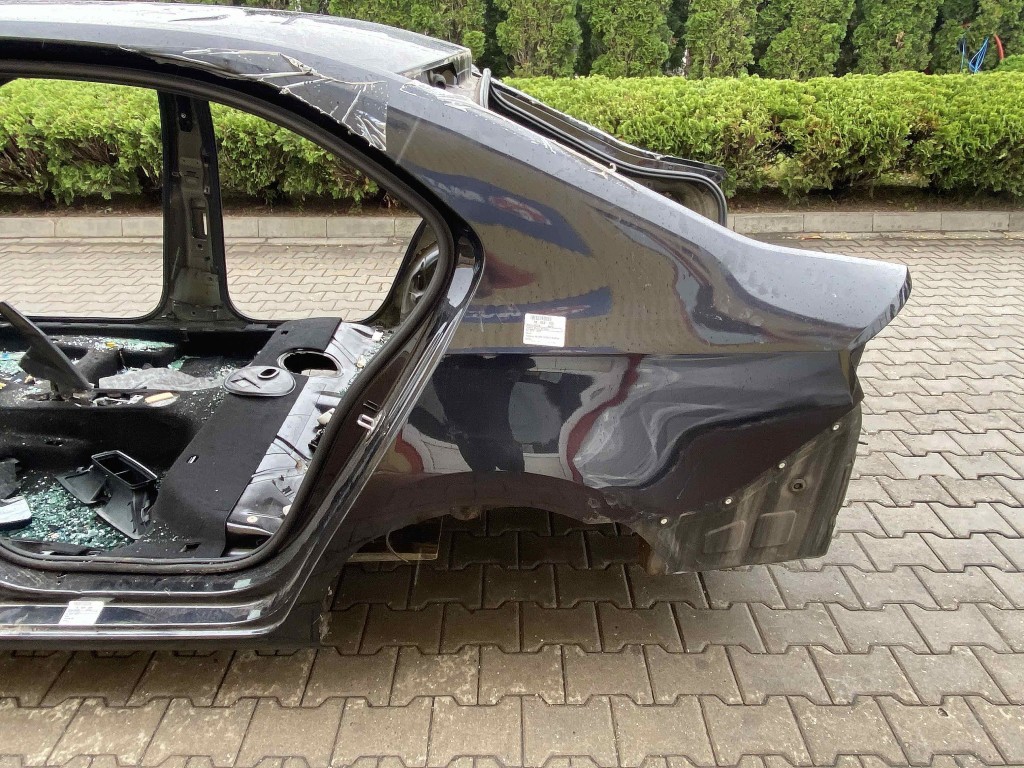 ARIPA SPATE STANGA SKODA RAPID - - (2012 2017)