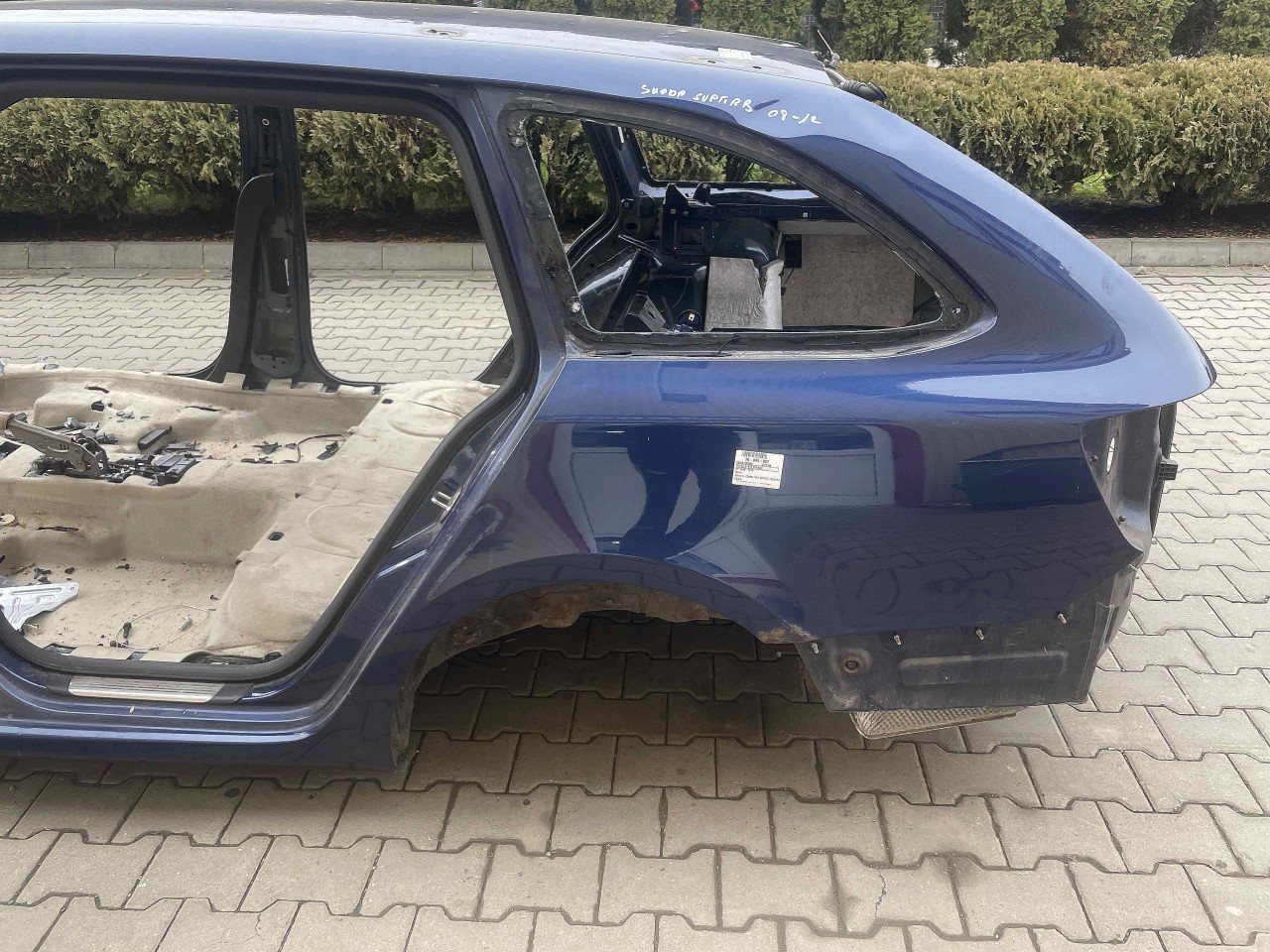 ARIPA SPATE STANGA SKODA SUPERB - - (2008 2013)