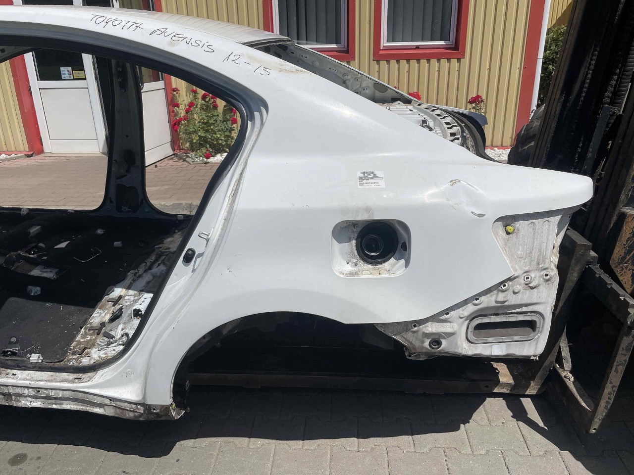 ARIPA SPATE STANGA TOYOTA AVENSIS AVENSIS - - (2012 2015)