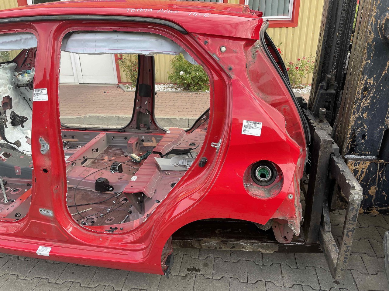 ARIPA SPATE STANGA TOYOTA AYGO AYGO - - (2014 2018)
