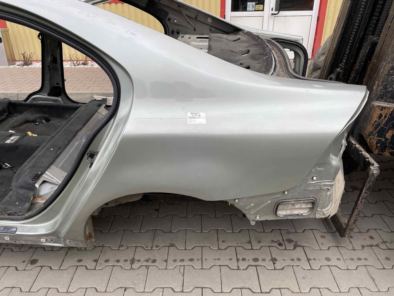 ARIPA SPATE STANGA VOLVO S80 - - (2006 2016)