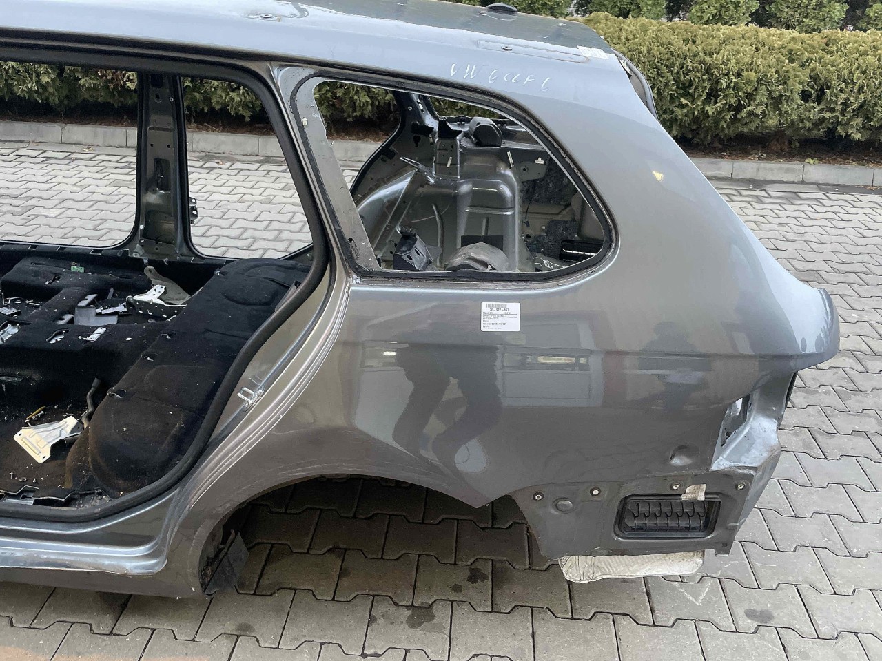 ARIPA SPATE STANGA VW GOLF VI GOLF VI - - (2008 2012)