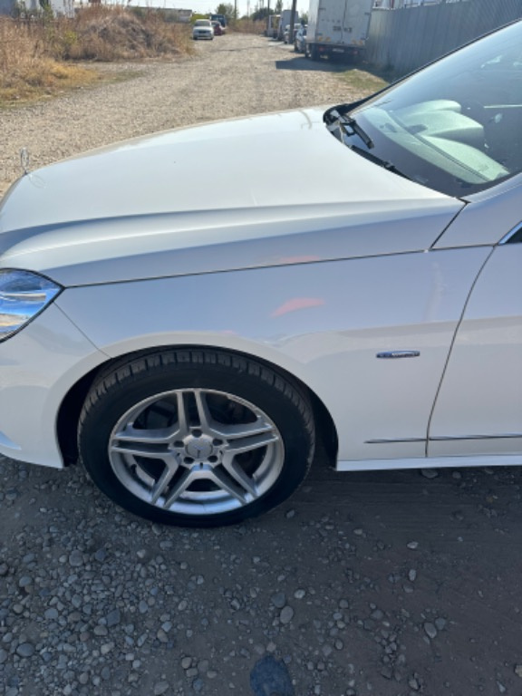 Aripa stânga fata Mercedes e class w212 aripa fata