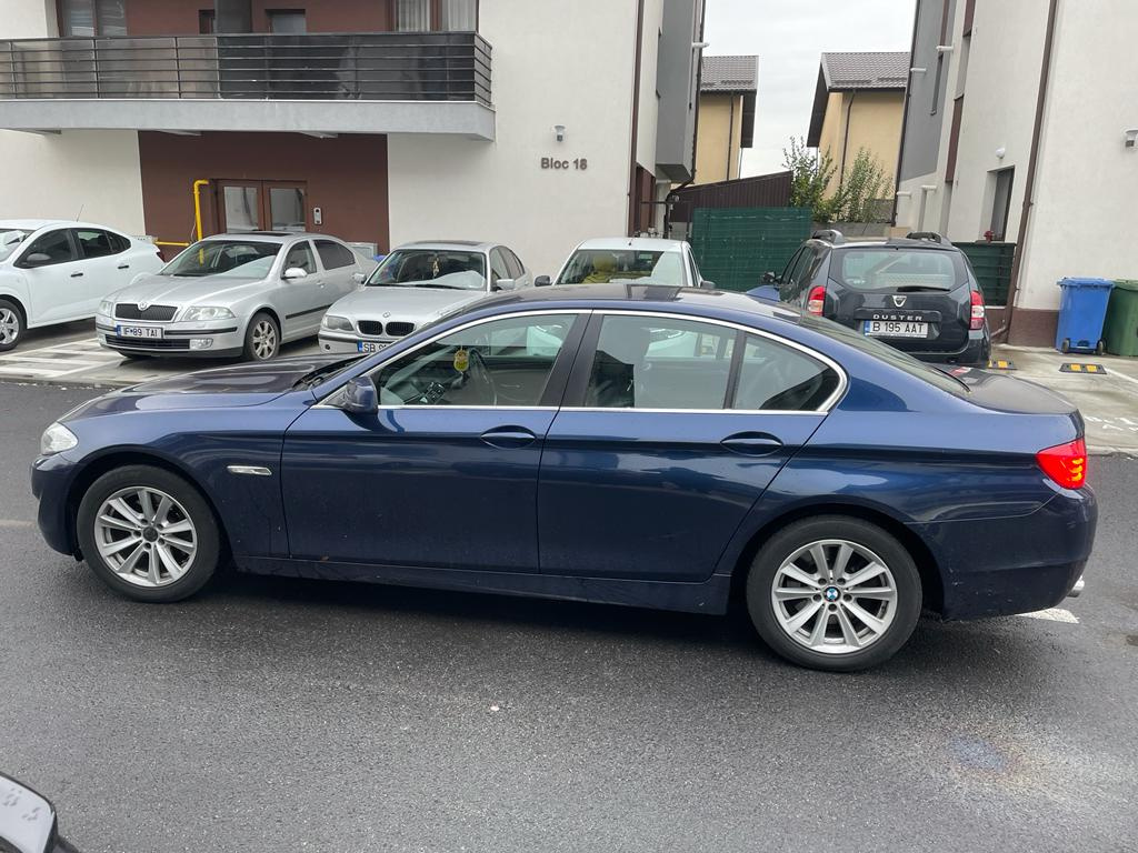 Aripa stanga BMW 520 d F10 2011