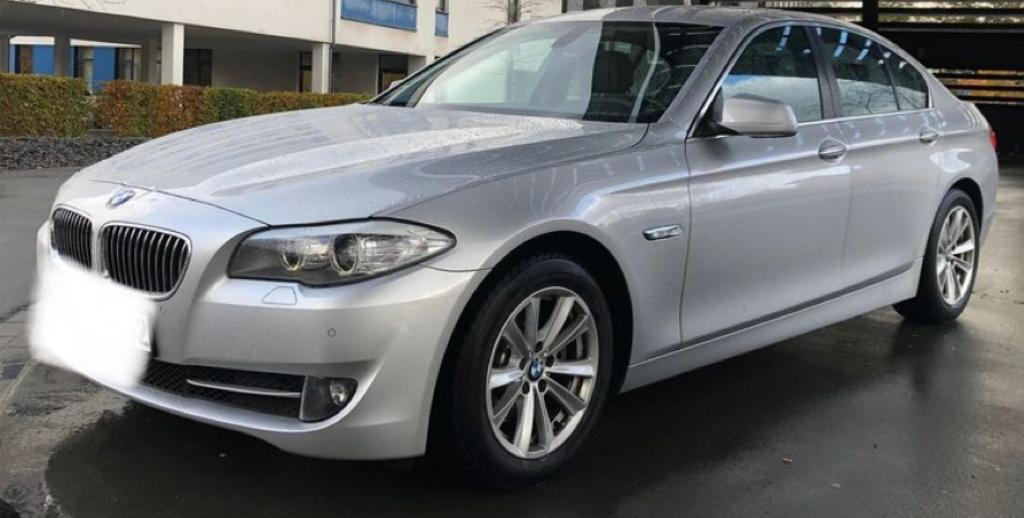 Aripa stanga BMW F10