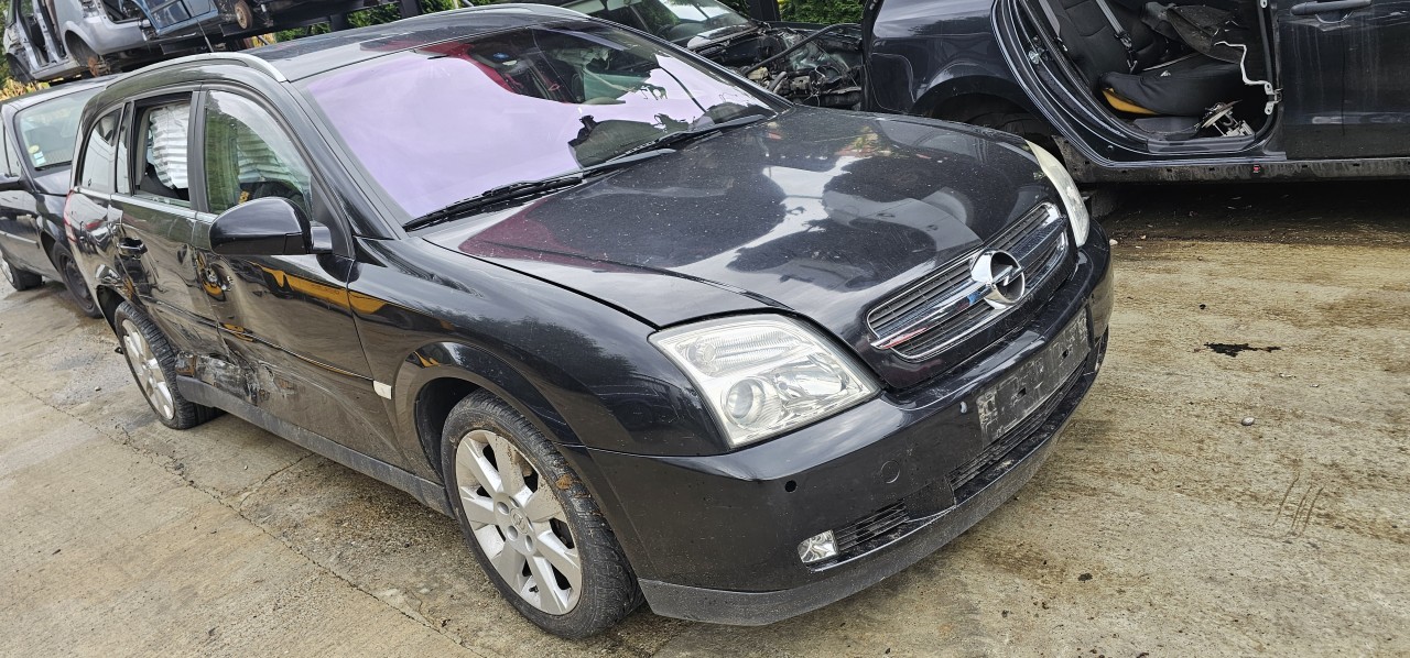 Aripa stanga / dreapta Opel Vectra C 2004 2005 2006 2007