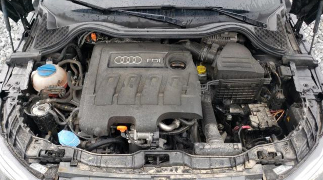 Aripa stanga fata Audi A1 2012 hatchback 1.6 tdi CAYC