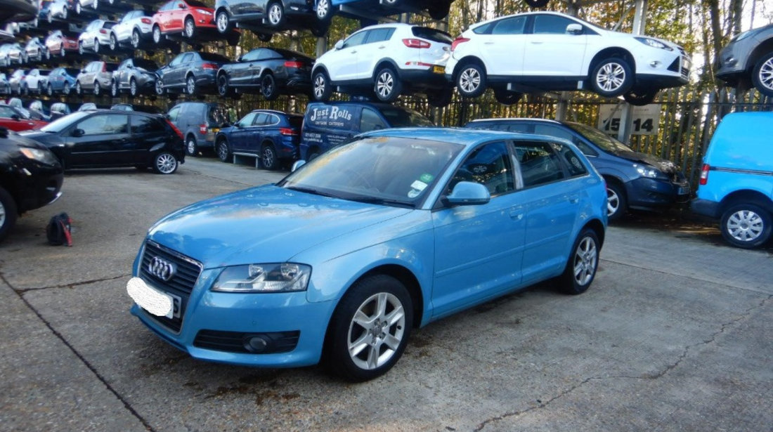 Aripa stanga fata Audi A3 8P 2009 HATCHBACK 2.0 IDT CBAB