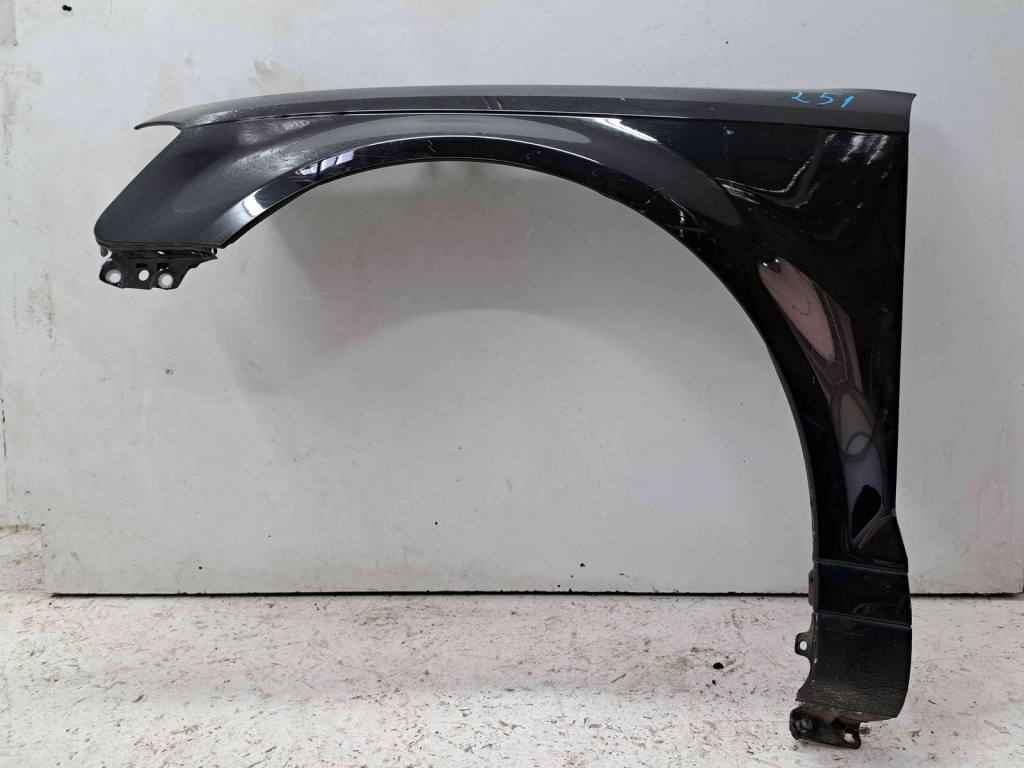 Aripa stanga fata Audi A3 Sportback (8PA) [Fabr 2004-2013] Facelift LY9B