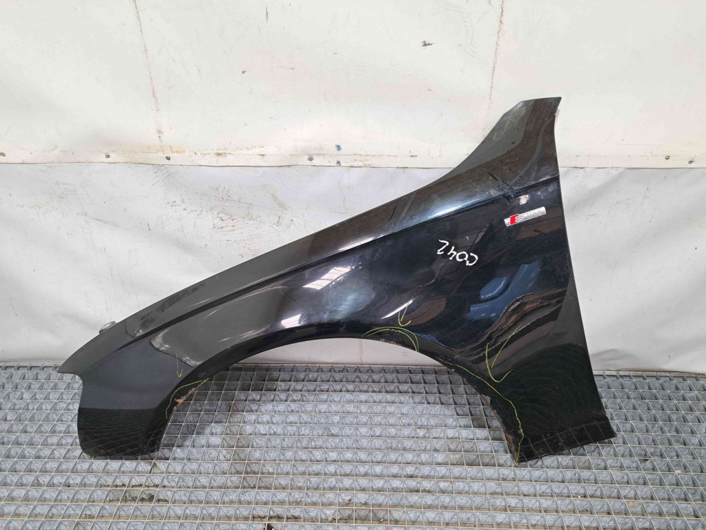 Aripa stanga fata Audi A4 (8K2, B8) [Fabr 2008-2015] LY9B