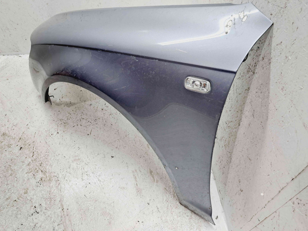 Aripa stanga fata Audi A6 (4F2, C6) [Fabr 2004-2010] LY7H