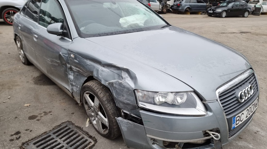 Aripa stanga fata Audi A6 C6 2006 berlina 2.0 tdi BRE