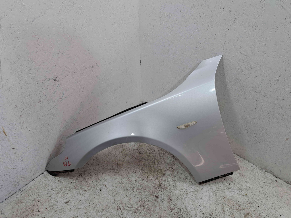 Aripa stanga fata Bmw 5 (E60) [Fabr 2004