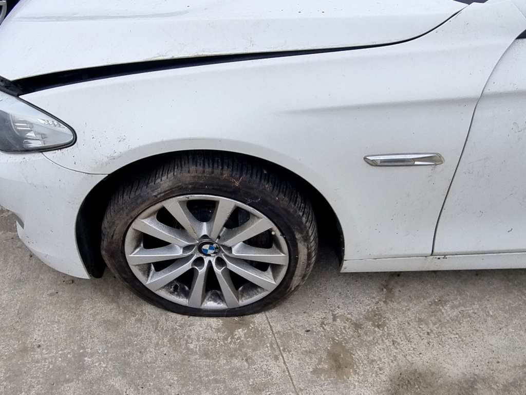 Aripa stanga fata Bmw 5 (F10) [Fabr 2011-2016] 2.0 N47D20 160KW / 218CP