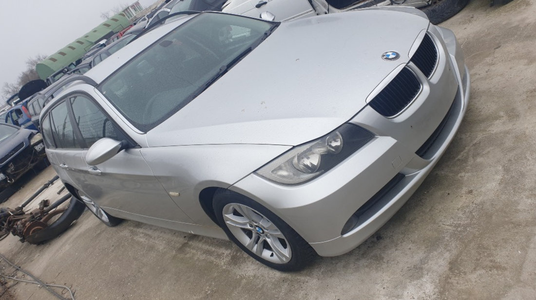 Aripa stanga fata BMW E90 2007 Combi 2.0