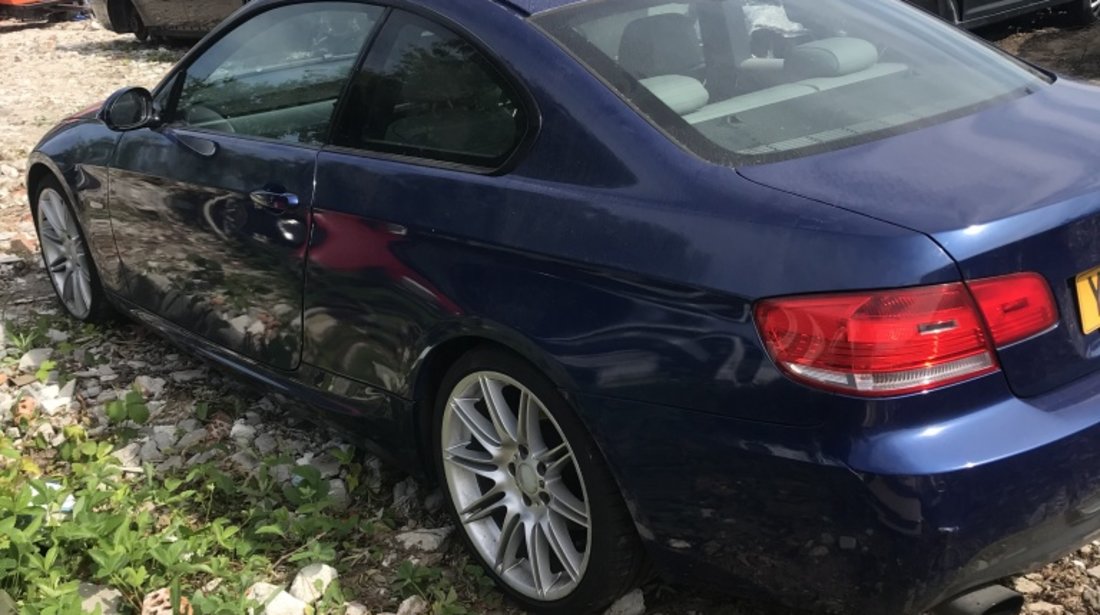 Aripa stanga fata BMW E92 2010 SPORT 2.0