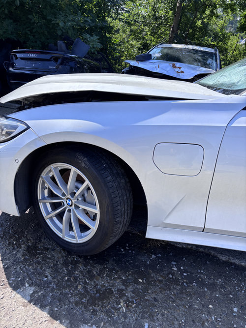 Aripa Stanga Fata BMW Seria 3 G20 - Hybrid 2022, -