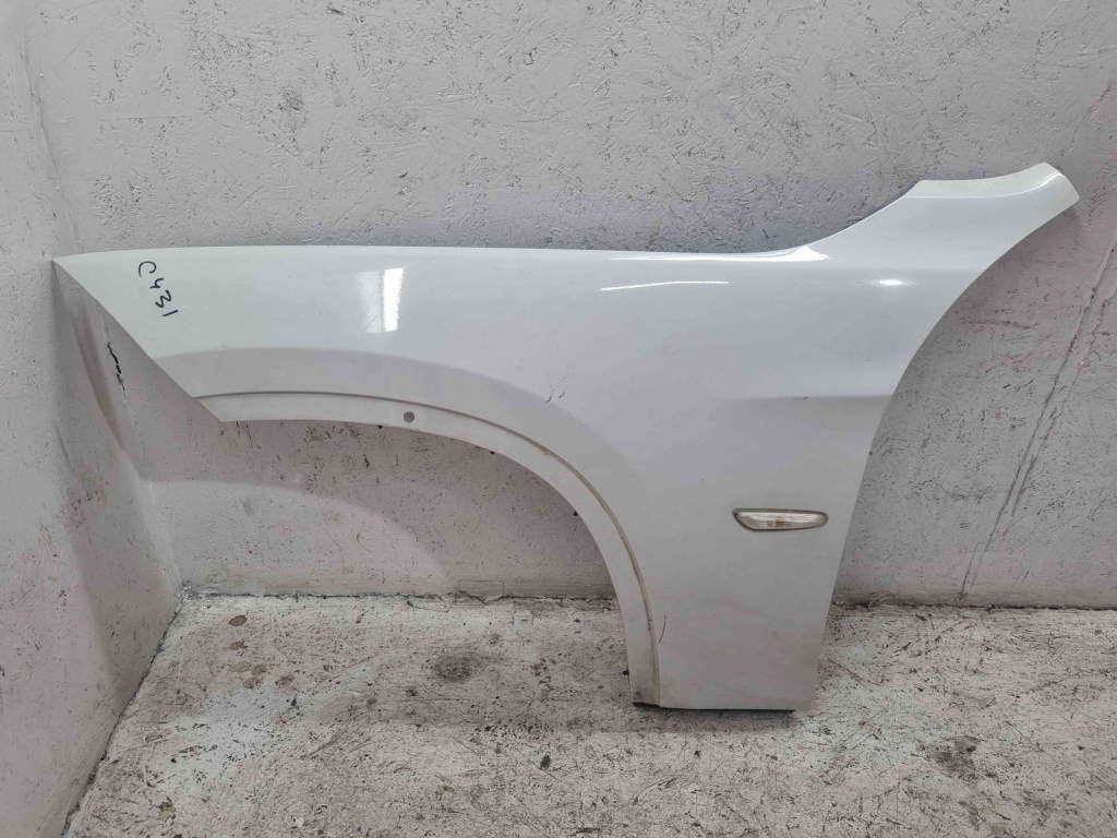 Aripa stanga fata Bmw X1 (E84) [Fabr 2009-2015]