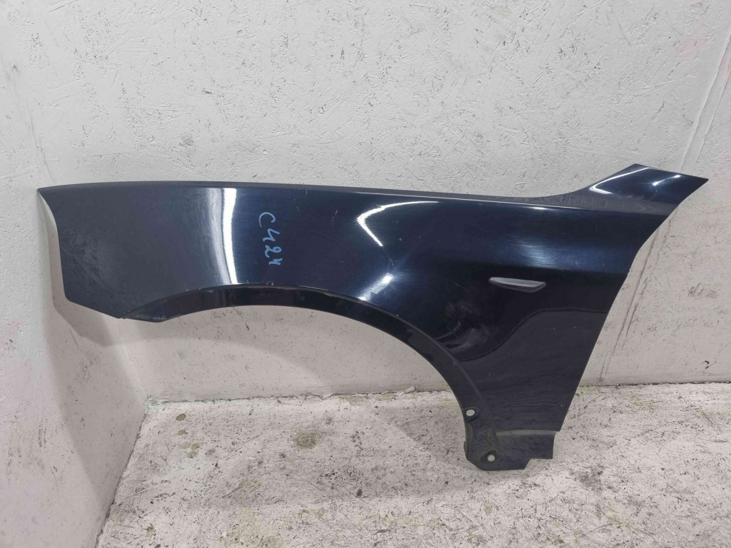 Aripa stanga fata Bmw X3 (E83) [Fabr 2003-2009]