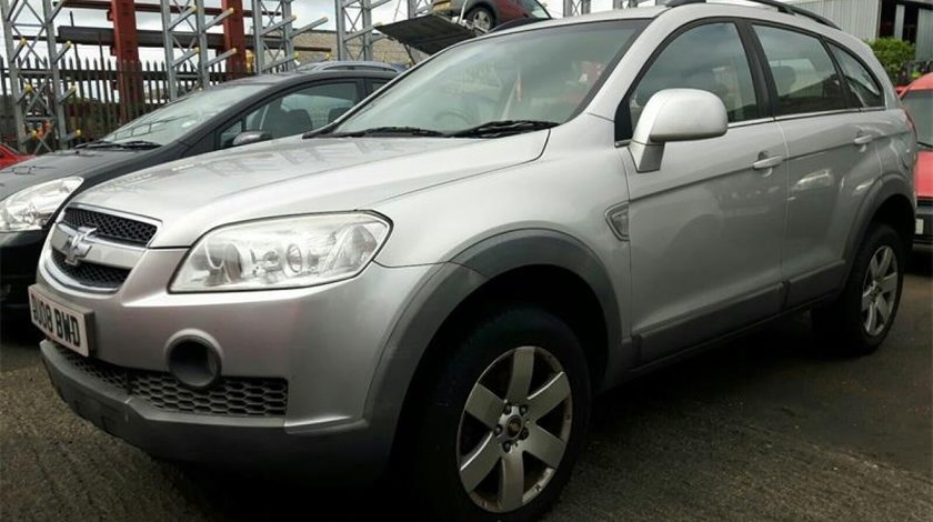 Aripa stanga fata Chevrolet Captiva 2008 SUV 2.0 VCDi