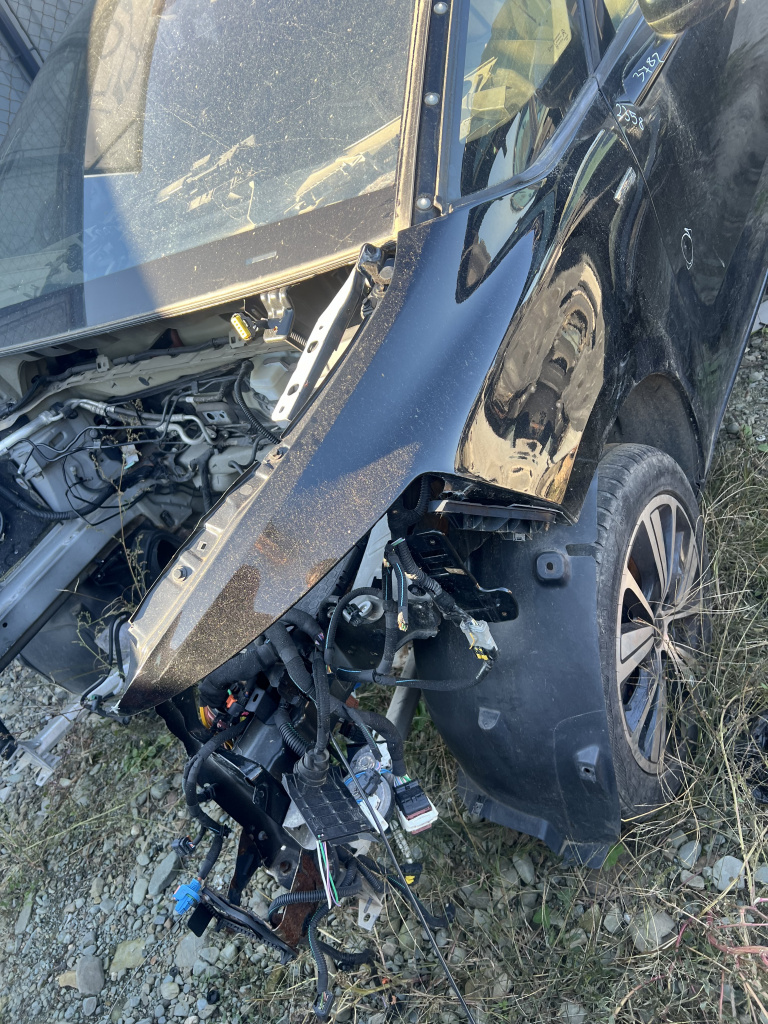 Aripa Stanga Fata Citroen C4 Grand Picasso 2015