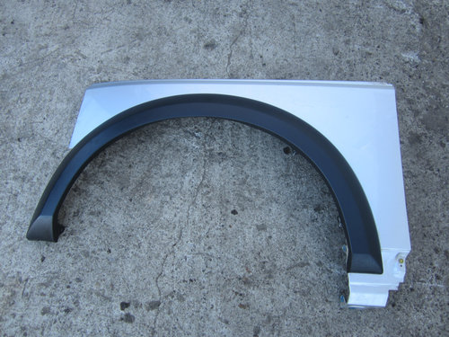 ARIPA STANGA FATA CU BANDOU LAND ROVER DISCOVERY 3 4x4 FAB. 2004 - 2009 ⭐⭐⭐⭐⭐