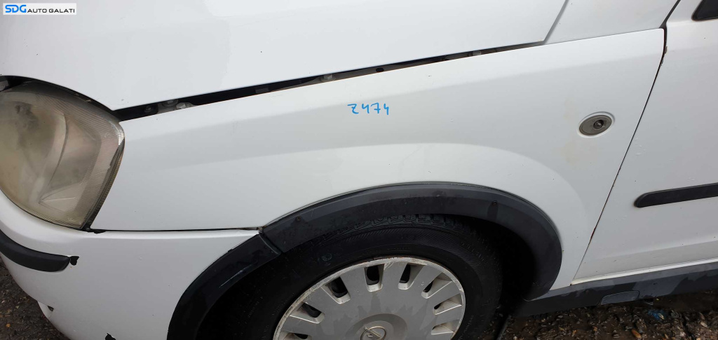 Aripa Stanga Fata cu Bandou Ornament Opel Corsa C 2000 - 2006 Culoare Z474