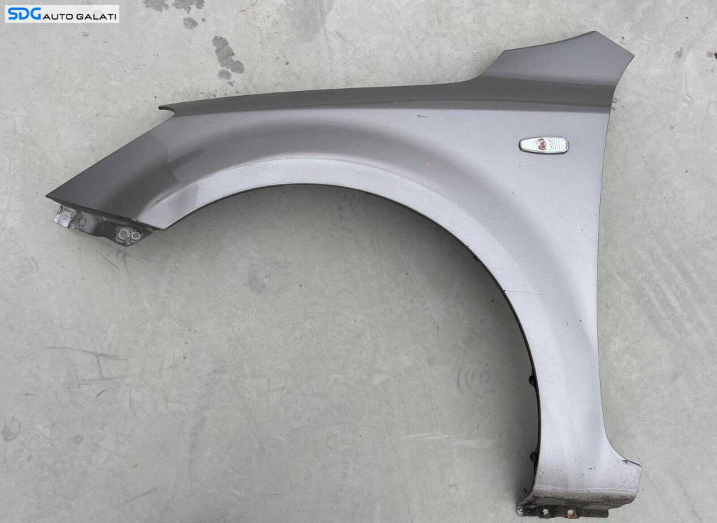Aripa Stanga Fata cu Defect Kia Ceed 2007 - 2013 [DZ0189]