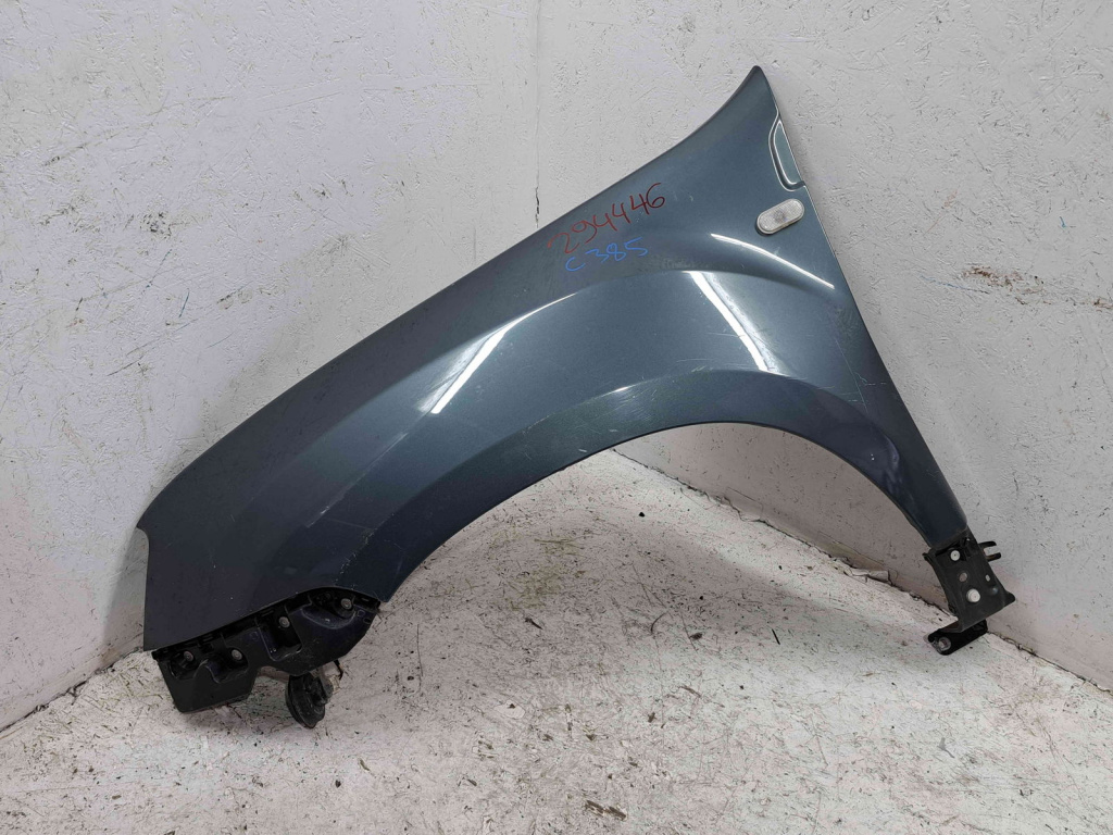 Aripa stanga fata Dacia Duster [Fabr 2010-2017]