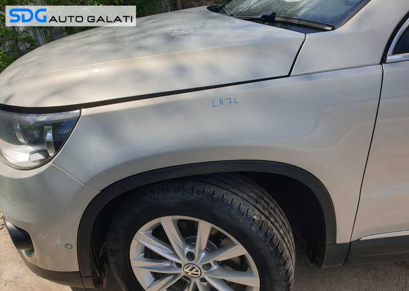 Aripa Stanga Fata FARA Bandou Volkswagen Tiguan 5N 2011 - 2015 Culoare LR7L [0103]