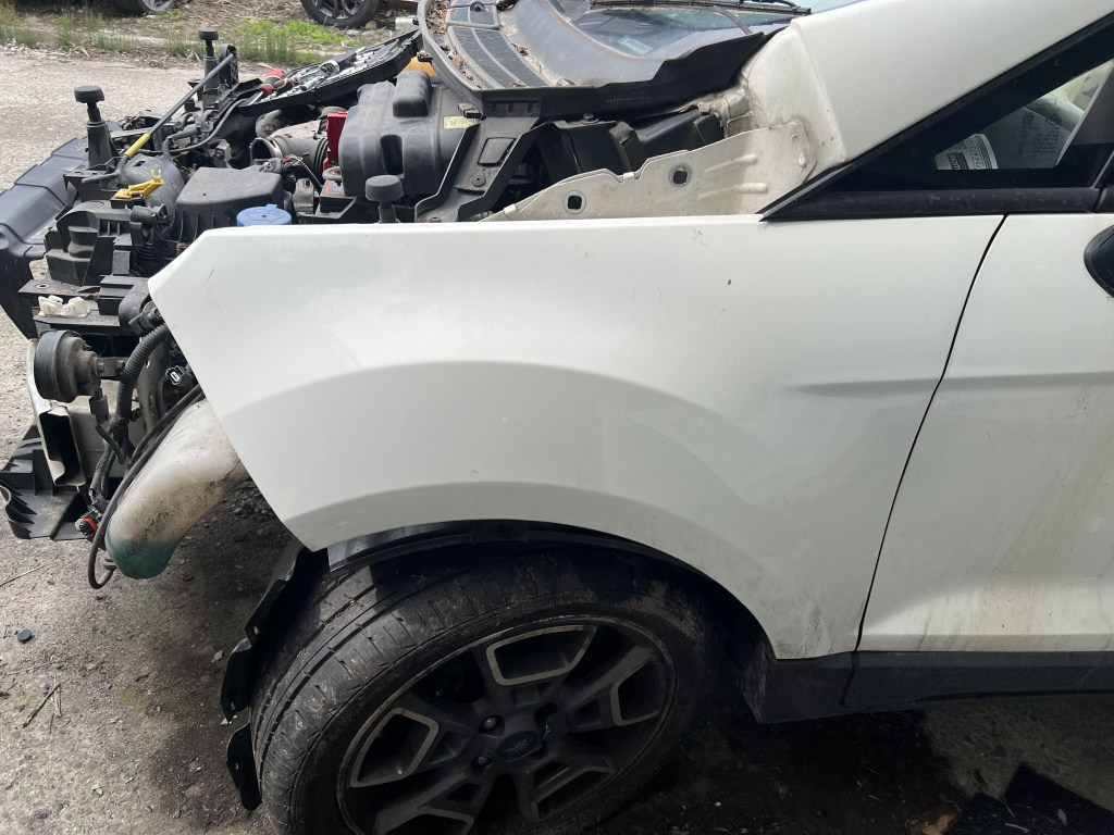 Aripa Stanga Fata Ford Ecosport 1.0 Benzina 2015, -